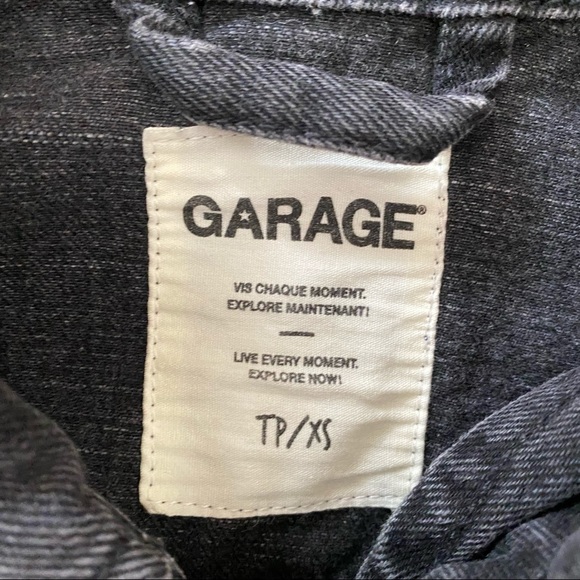 Garage | Cropped Black Denim Zip Front Jacket | Cropped | XS - Picture 5 of 6
